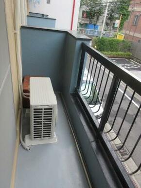 他の部屋の写真を使用しています。