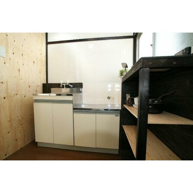 ※写真は別の部屋のものです。