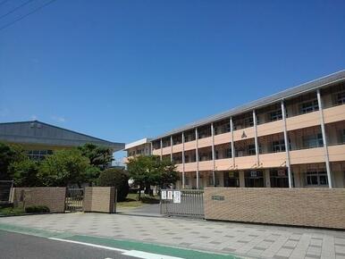 観音寺市立柞田小学校