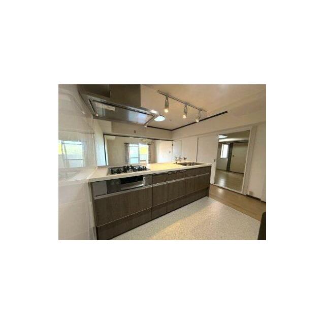 前面キッチンパネルが透明なので見た目と使い勝手◎