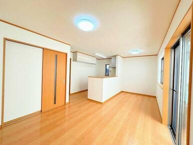 「ＬＤＫ」約１３．３帖のお部屋です。