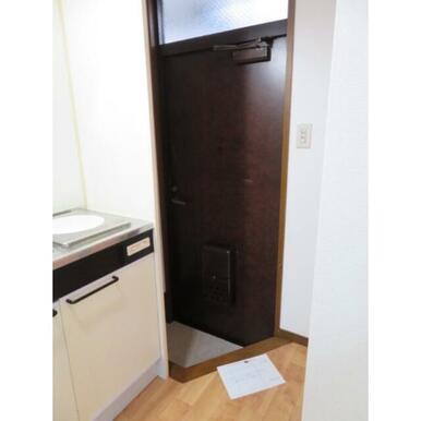 ※別号室写真使用※