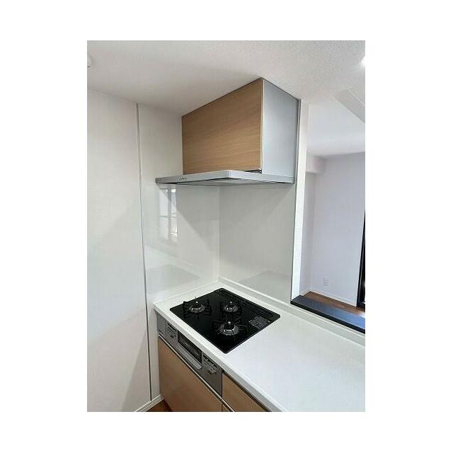 「キッチン」レンジフードも交換済みです。