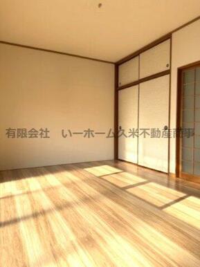 個人の部屋や寝室として使える洋室です