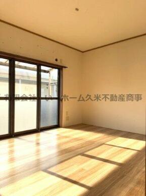 使い勝手のいい洋室です