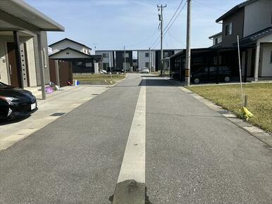 接道道路　融雪有り