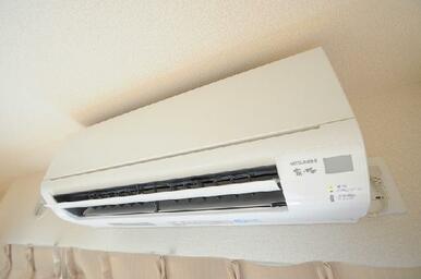 エアコン（部屋により機種は異なります）