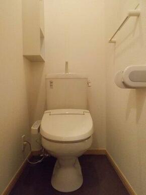 ゆったりとした空間のトイレです