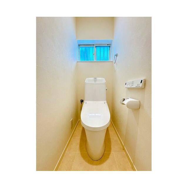 「1階トイレ」新品交換済みです。