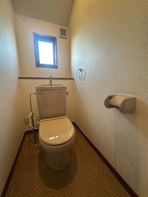 トイレ2