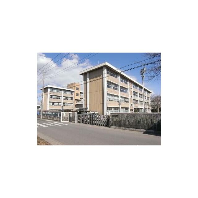 鬼怒中学校　2415ｍ/徒歩31分、車7分