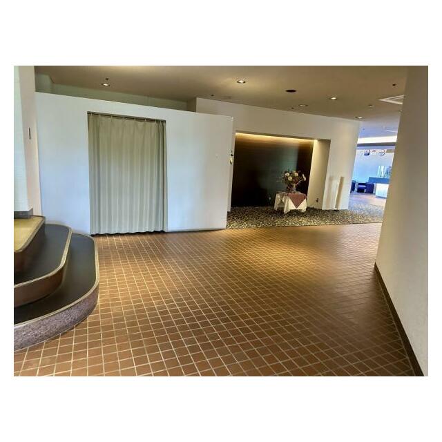 エントランスホール