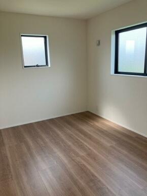 お持ちの家具の配置を考えると洋室のお部屋が暮らしやすいという方に（1号棟）