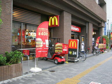 マクドナルド東陽町駅前店　物件からの距離：約６００ｍ