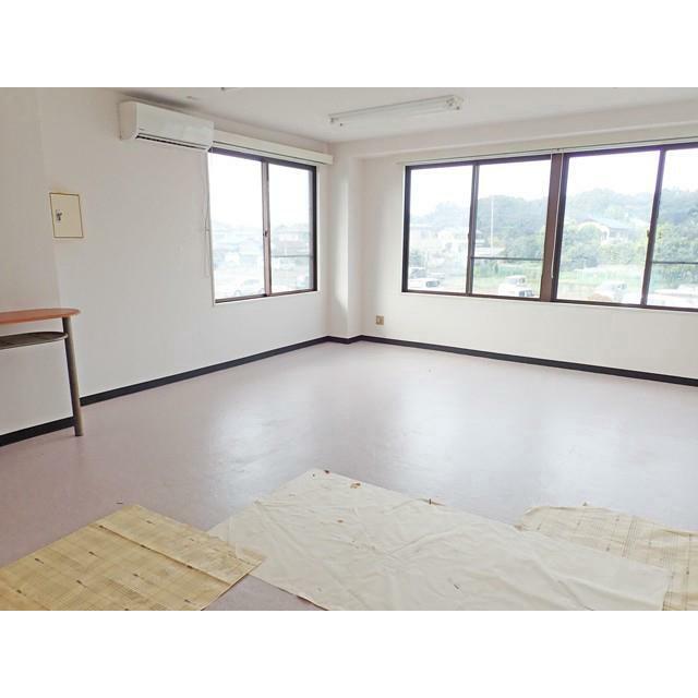 事務所17帖※以前募集時撮影