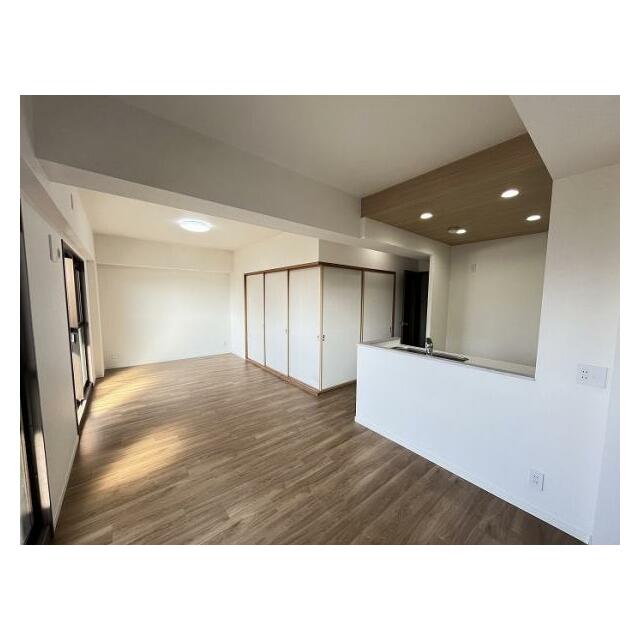 「LDK約12.3帖」家具の配置がしやすい間取りです。