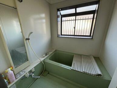 お風呂で日々の疲れを落としましょう