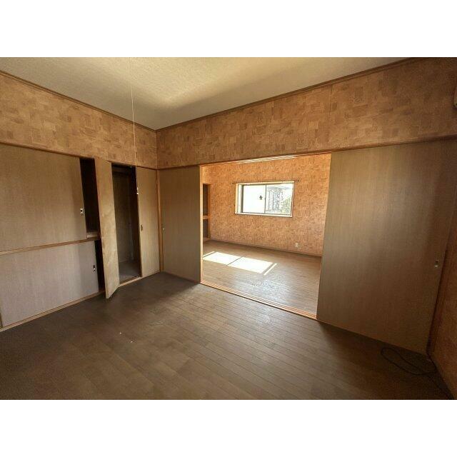 広々とした洋室です