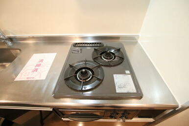 【別室参考写真】2口ガスコンロ設置済、自炊が捗るキッチンです