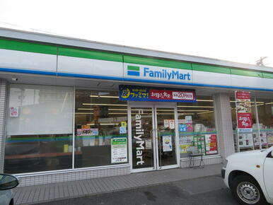 ファミリーマート佐織諏訪店