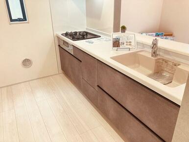 料理好きにおすすめ！ パスタを茹でながら同時進行で副菜・スープ作りも（1号棟）