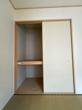 和室約6帖　押し入れ内