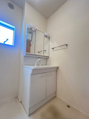 洗面台　クリーニング済み