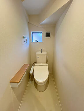 トイレ　クリーニング済み