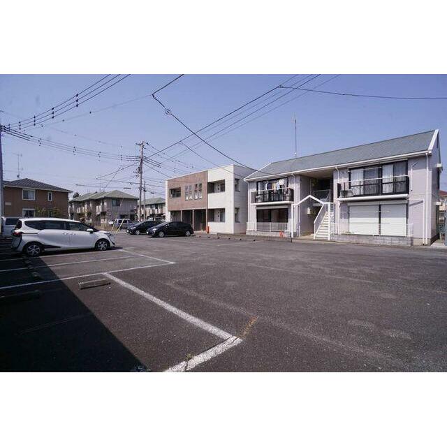 敷地内駐車場もございます（空き要確認）詳細は窓口までお問合せ下さいませ。