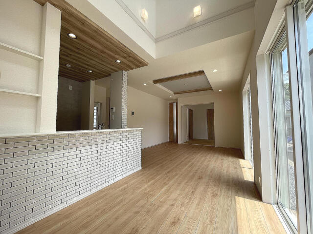 物件画像 遠賀郡水巻町 吉田東１丁目 (水巻駅) 2階建 4LDK