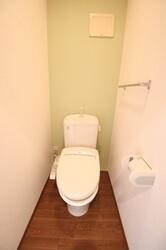トイレ（B201号室）