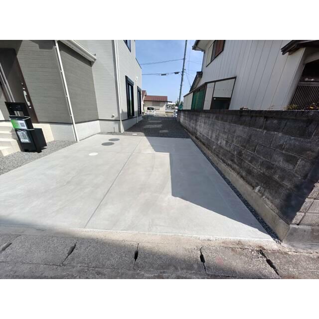 ②号棟 土間駐車場あり