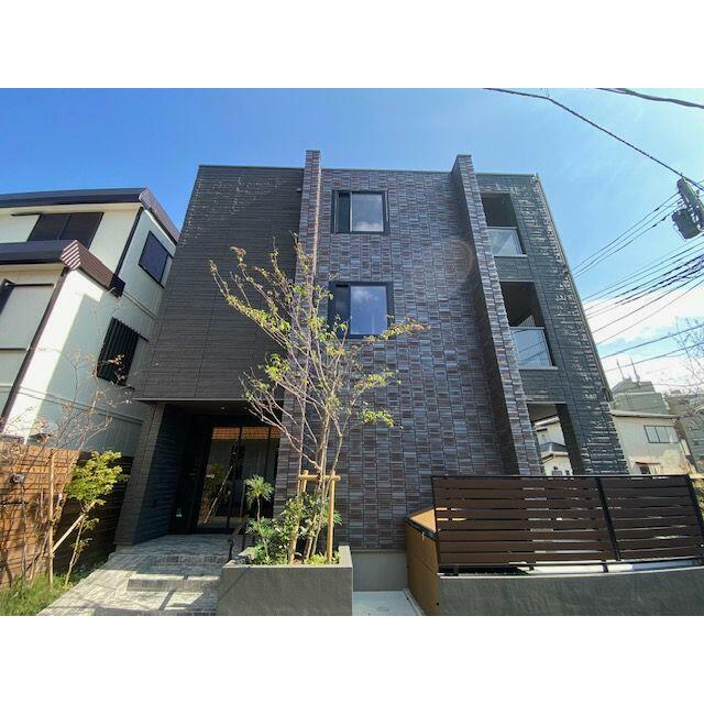 正面のアングルで撮影した写真です。