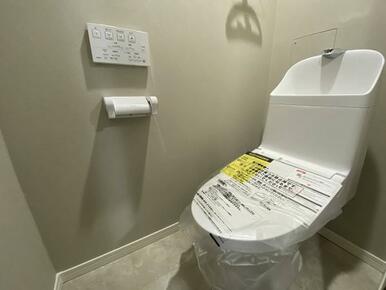 トイレ新品交換済みです