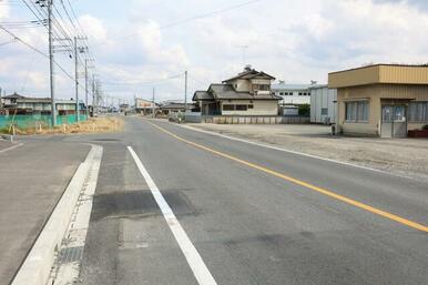 前面道路東方向