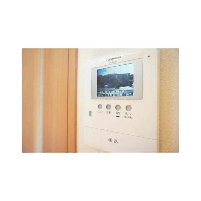 録画機能付きのインターホンは外出中の来訪者をチェックできて便利です♪