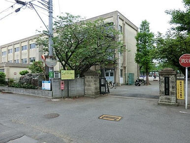 市立稲城第一小学校