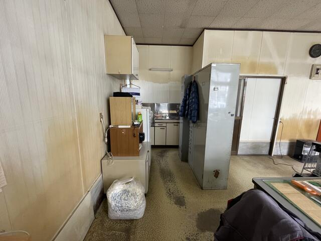 commercial 河戸川字大須賀