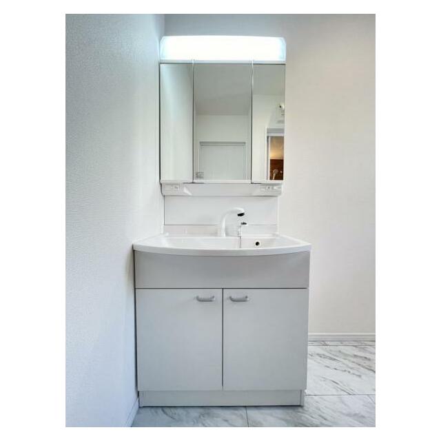 水が流れやすく汚れがたまりにくい設計でお手入れもらくらくです！