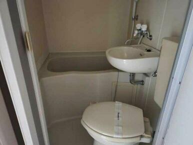 実際のお部屋と異なる場合がございます。