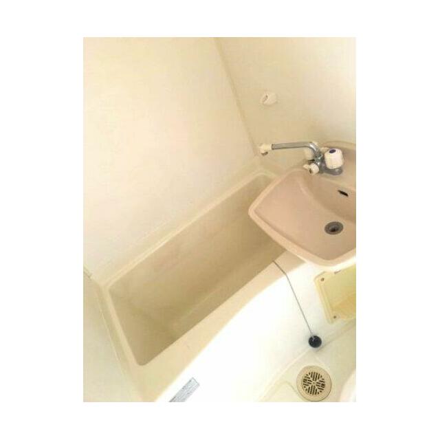 毎日の疲れを癒すバスルーム