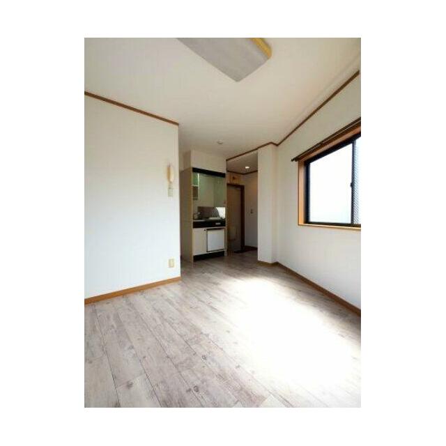 明るいワンルーム