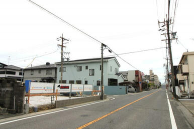 4月5日撮影 西側道路（北→南）