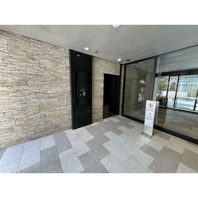 マンション入口。