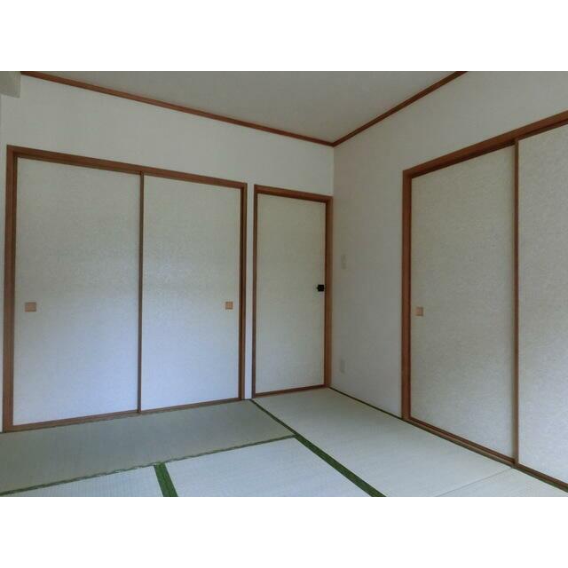 (参考)同一建物内の他の部屋の写真となります。