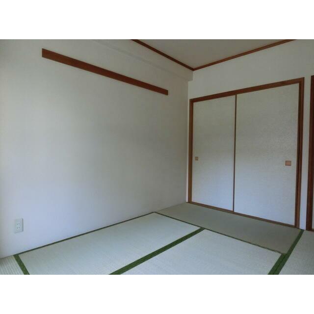 (参考)同一建物内の他の部屋の写真となります。