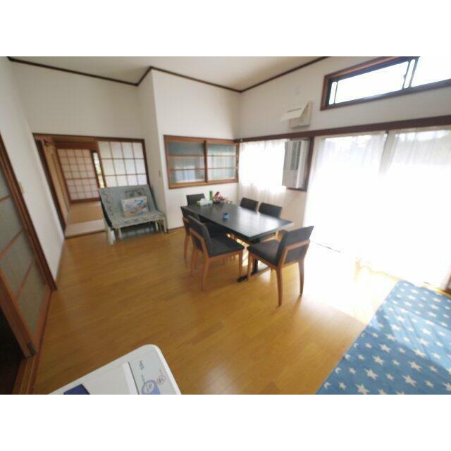 内装リフォーム済み令和2年10月システムキッチン 敷地約232坪 ５LDK平家+車庫