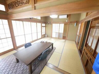 内装リフォーム済み令和2年10月システムキッチン 敷地約232坪 ５LDK平家+車庫