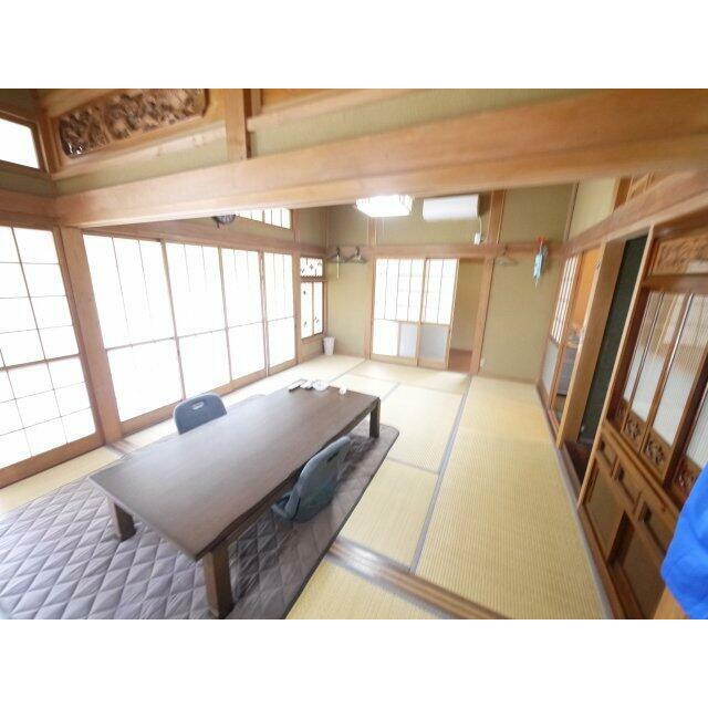 内装リフォーム済み令和2年10月システムキッチン 敷地約232坪 ５LDK平家+車庫