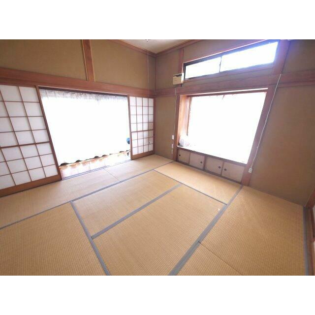 内装リフォーム済み令和2年10月システムキッチン 敷地約232坪 ５LDK平家+車庫